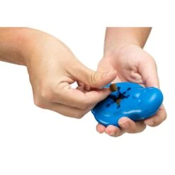 Freezable Treat Holding Chilly Penguin -PetSafe® emv8orszjr5pvevybffg b94374a1 1106 4591 8ac2 a7d6e64f44bc